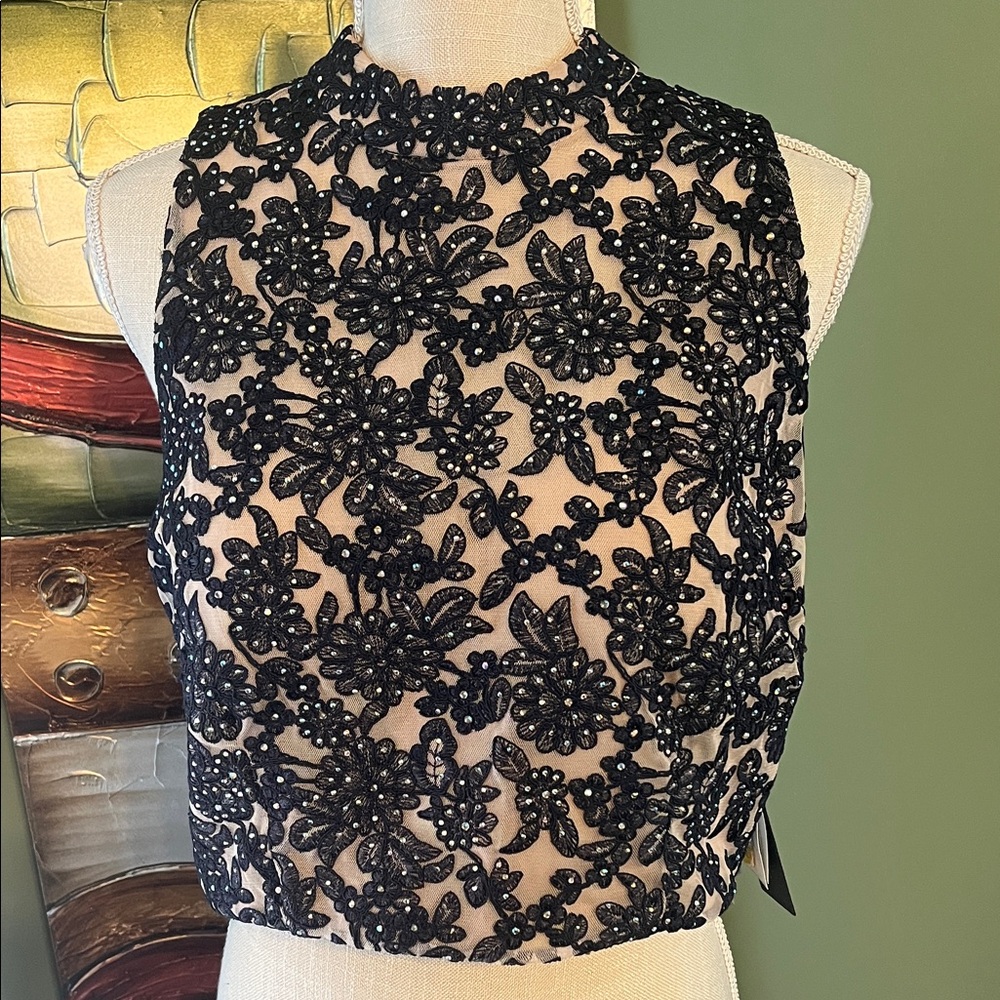 Jodi Kristopher Beaded Crop Top in Navy and Tan, Size 15